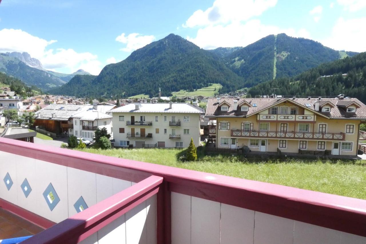 Ferienwohnung Casa Azzurra Pozza di Fassa Exterior foto